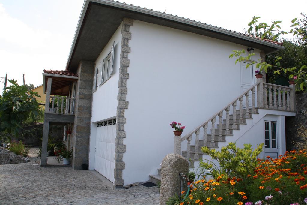 Отель Castelo Dos Sonhos Valadares  Экстерьер фото